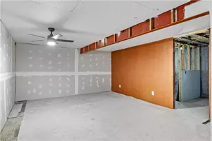 52 W North Shore Ave, North Fort Myers, FL 33903 - Photo 17