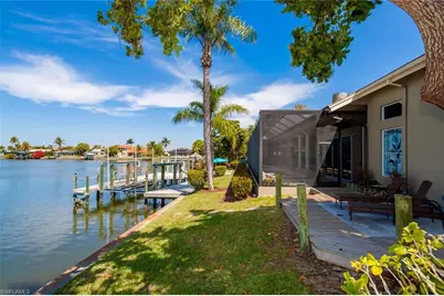 4902 SW 5th Pl, Cape Coral, FL 33914 - Photo 27