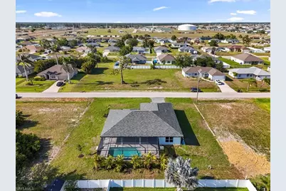 1226 NW 19th Ter, Cape Coral, FL 33993 - Photo 35