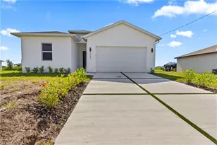 9047 Maywood Cir, Labelle, FL 33935 - Photo 3
