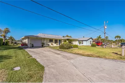 1322 SE 42nd St, Cape Coral, FL 33904 - Photo 1