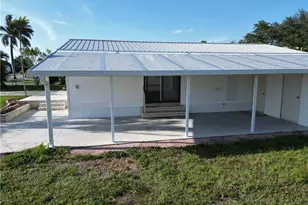 16091 Siesta Dr, Fort Myers, FL 33908 - Photo 1