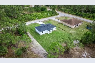 1262 Bowles Ave, Fort Myers, FL 33913 - Photo 13