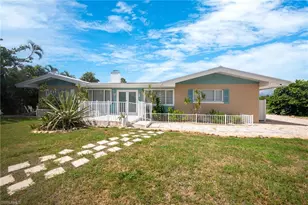 5885 Pine Tree Dr, Sanibel, FL 33957 - Photo 9