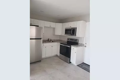 204 1st St, Fort Myers, FL 33907 - Photo 7