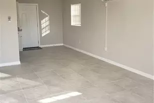 204 1st St, Fort Myers, FL 33907 - Photo 5