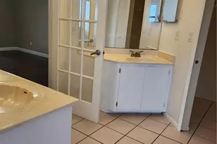 612 SW 8th Ct, Cape Coral, FL 33991 - Photo 19