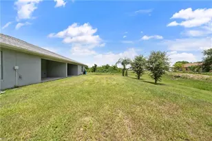 305-307 Hightower Ave S, Lehigh Acres, FL 33973 - Photo 19