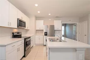 18517 Cronin Sand Ln, North Fort Myers, FL 33917 - Photo 7