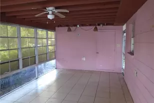 938 Tropical Palm Ave, North Fort Myers, FL 33903 - Photo 7