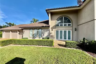 14370 McGregor Blvd, Fort Myers, FL 33919 - Photo 5