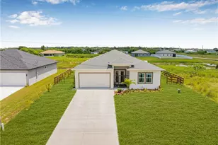 7005 Berwick Cir, Labelle, FL 33935 - Photo 5