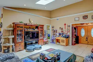 2704 SW 2nd Pl, Cape Coral, FL 33914 - Photo 13