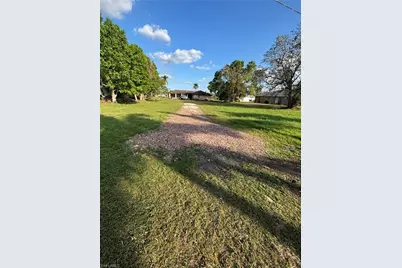 310 Georgia Ave, Fort Myers, FL 33905 - Photo 5