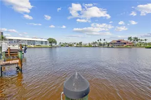 10562 Gulf Shore Dr, Naples, FL 34108 - Photo 47