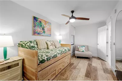 10562 Gulf Shore Dr #101/102, Naples, FL 34108 - Photo 19