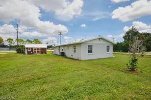 1637 Piney Rd, North Fort Myers, FL 33903 - Photo 31