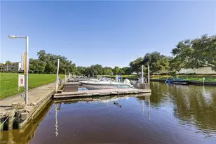 536 Pangola Dr, North Fort Myers, FL 33903 - Photo 5