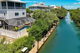 631 Rum Rd, Upper Captiva, FL 33924 - Photo 3