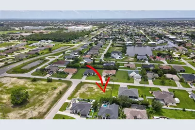 3121 SW 16th Pl, Cape Coral, FL 33914 - Photo 5