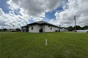 2107 East 10th Street, Lehigh Acres, FL 33936 - Photo 3