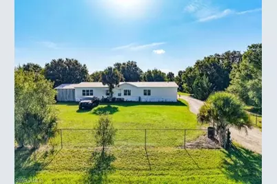 1320 Seminole Ave, Labelle, FL 33935 - Photo 1