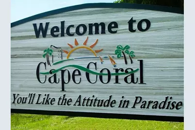 2030 NE 2nd Ave, Cape Coral, FL 33909 - Photo 31