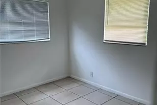 286 Lowell Ave, North Fort Myers, FL 33917 - Photo 7