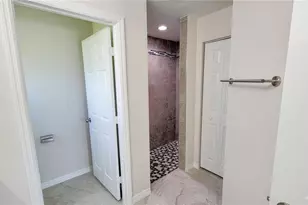 9019 E Crow Cir, Labelle, FL 33935 - Photo 7