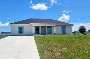 9019 E Crow Cir, Labelle, FL 33935 - Photo 1