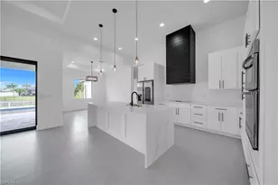 706 SW 28th St, Cape Coral, FL 33914 - Photo 15