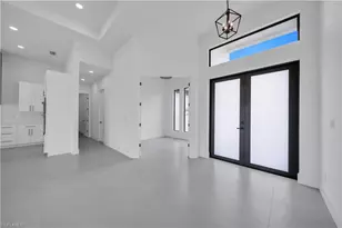 706 SW 28th St, Cape Coral, FL 33914 - Photo 13