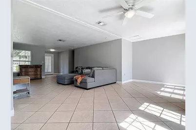 5351 Chippendale Cir E, Fort Myers, FL 33919 - Photo 17