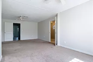 5351 Chippendale Cir E, Fort Myers, FL 33919 - Photo 39