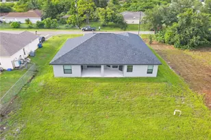 3007 1st St SW, Lehigh Acres, FL 33976 - Photo 27