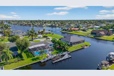 138 SE 40th St, Cape Coral, FL 33904 - Photo 7