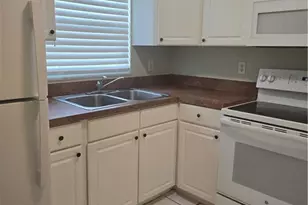 3707 SE 15th Pl, Cape Coral, FL 33904 - Photo 9