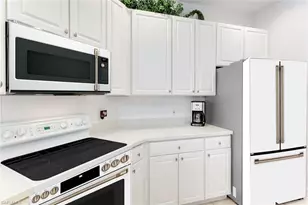 5609 Harbour Cir, Cape Coral, FL 33914 - Photo 15