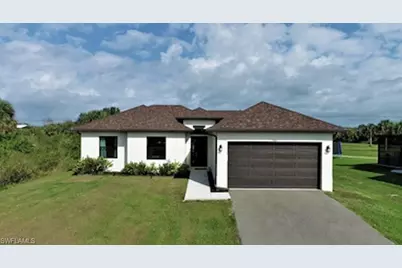 585 41st Ave NW, Naples, FL 34120 - Photo 1