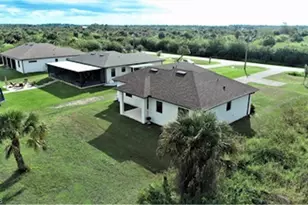 585 41st Ave NW, Naples, FL 34120 - Photo 35