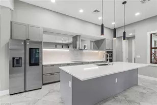 408 41st Ave NE, Naples, FL 34120 - Photo 7