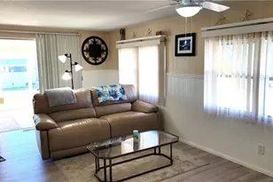 250 Hamlin Dr, Fort Myers, FL 33905 - Photo 7