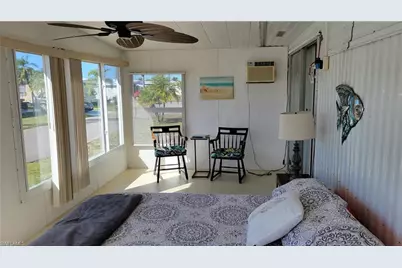 250 Hamlin Dr, Fort Myers, FL 33905 - Photo 13