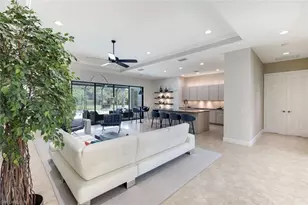 10194 Belcrest Blvd, Fort Myers, FL 33913 - Photo 7