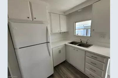 2774 Wedgewood Dr, North Fort Myers, FL 33917 - Photo 9