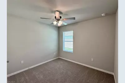 20419 Camino Torcido Loop, North Fort Myers, FL 33917 - Photo 9