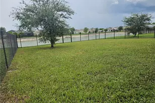 10517 Canal Brook Ln, Lehigh Acres, FL 33936 - Photo 17