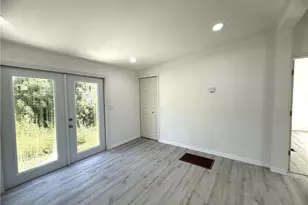 1982 Laurel Ln, North Fort Myers, FL 33917 - Photo 7