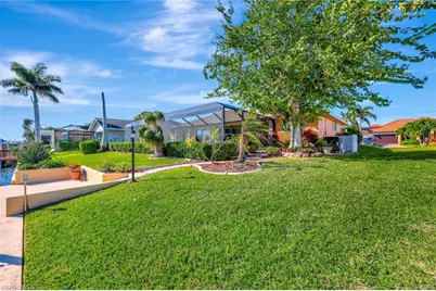 5009 SW 20th Pl, Cape Coral, FL 33914 - Photo 15