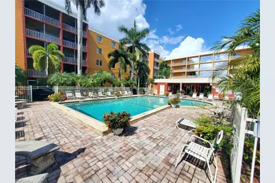 2366 E Mall Dr #421, Fort Myers, FL 33901 - Photo 19